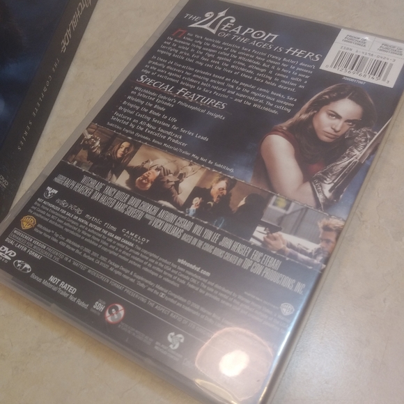 ☆5 for $20 - Witchblade - The Complete Series DVD set - Picture 3 of 8